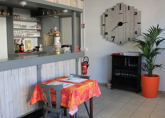 L Etoile D'argent Hotel *